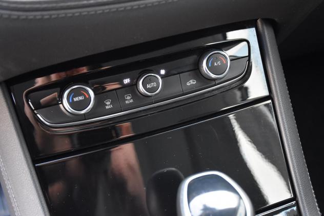 Opel Grandland 1.5 diesel Ecotec Start&Stop aut. Elegance - Foto 10