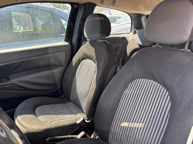 LANCIA YPSILON - NEOPATENTATI - 2 UNITDISP - Foto 3