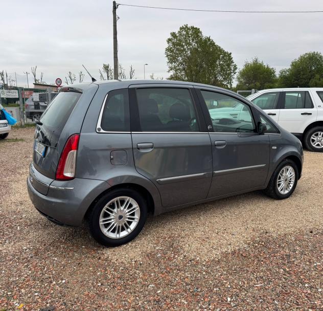 Lancia MUSA 1.4 8V Ecochic GPL Gold - Foto 4