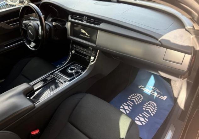 JAGUAR XF 2.0 D 180 CV aut. Pure rif. 23745945 - Foto 9