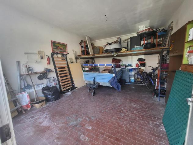 Garage in vendita a Fornacette - Calcinaia 24 mq Rif: 1406282