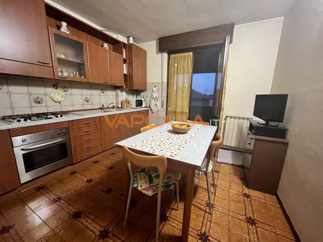 APPARTAMENTO IN PICCOLO CONTESTO, CON BOX E CANTINA - Foto 8