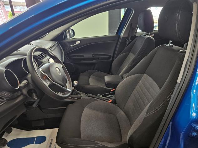 Alfa Romeo Giulietta 1.6 JTDm 120 CV - NEOPATENTATI - Foto 9