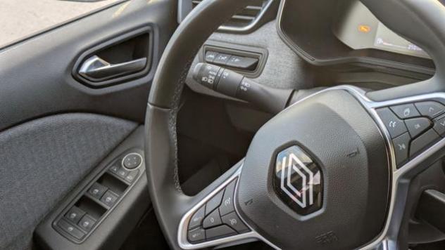 RENAULT Clio TCE TECHNO 1.0cc 90cv ASSIST CORSIA rif. 23031872 - Foto 9