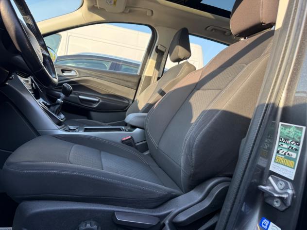 Ford Kuga 1.5 TDCI 120 CV 2WD Titanium Tetto Apribile - Foto 10