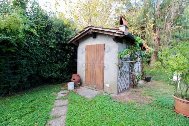 VILLA di 10 vani e di 350 mq (PIETRASANTA) rif. 114/VE - Foto 9