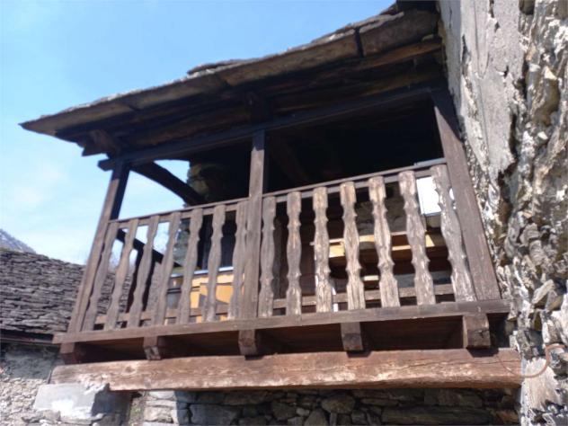 V000568 - CASA RUSTICA CON TERRENO - EDIFICIO 2 di 3 - Foto 9