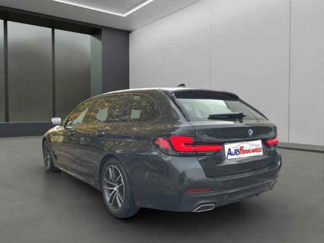 BMW Serie 5(G30/31/F90) 520d 48V Touring Msport - Foto 10