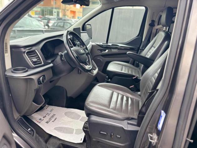 FORD Tourneo Custom 320 2.0 TDCi 185CV aut. PC Titanium X rif. 23340034 - Foto 6
