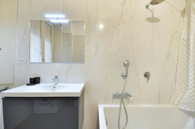 Appartamento in Via Vincenzo Monti, Milano di 75 m² con 1 camera SX - Foto 10