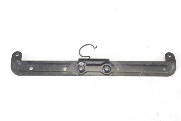 SUPPORTO CARENATURA SCUDO ANTERIORE APRILIA SR 150 1999 - 2002 AP8134620 FRONT SHIELD FAIRING BRACKET - Foto 2