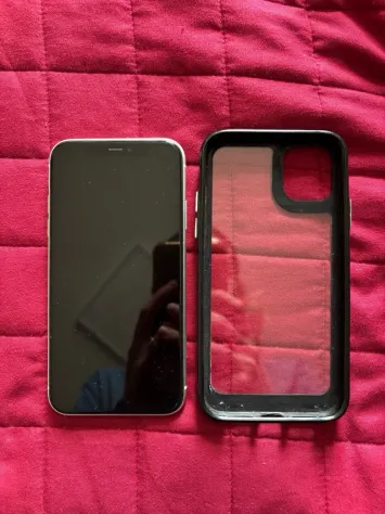 iPhone 11 128GB + Cover Nero - Foto 3