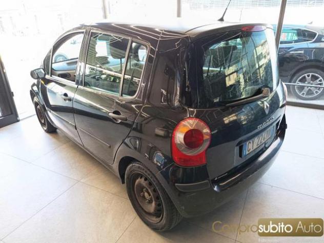 RENAULT Modus 1.2 16V Luxe Dynamique rif. 24034270 - Foto 4