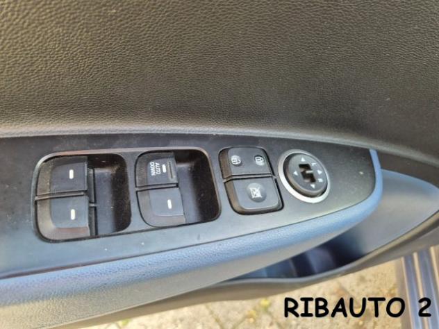 HYUNDAI i10 1.0 LPGI Econext Sound Edition Euro6 rif. 23935615 - Foto 10