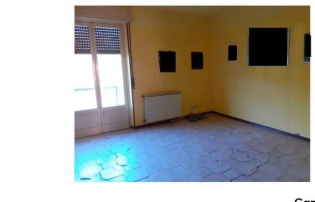 Immobile in asta di 96 m² con più di 5 locali in vendita a Angera - Foto 7