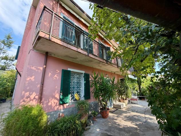 Villa in vendita a Carrara 240 mq Rif: 1451114