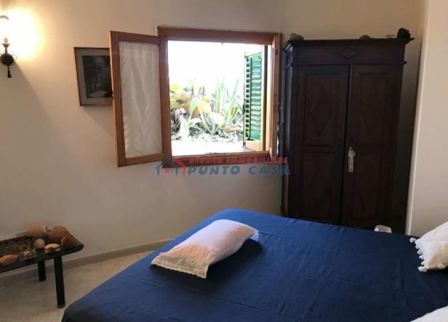 PANTELLERIA – Punta Fram, splendida villa con due unità abitative, oltre veranda e terreno. Vista mare. Euro 490mila CL G - Foto 9