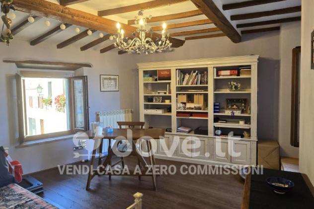 Casa indipendente di 205 m² con più di 5 locali in vendita a Radicofani - Foto 5