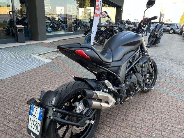 Benelli 502 C 35KW GUIDABILE A2 POCHI KM - Foto 3
