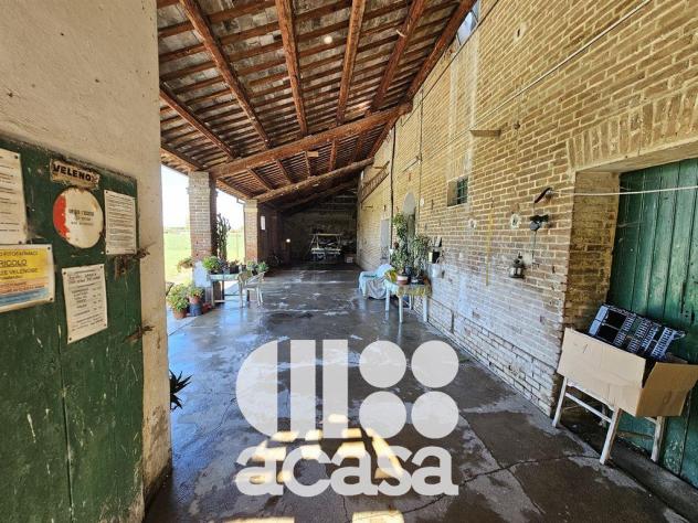 CASA COLONICA VINCOLATA DA RISTRUTTURARE - Foto 12