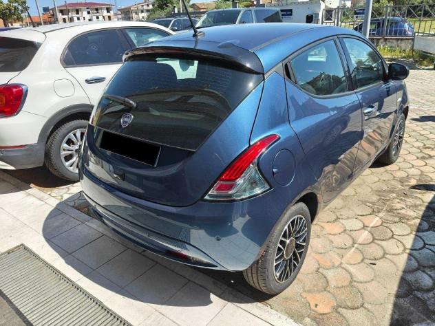 Lancia Ypsilon 1.0 FireFly 5 porte S&S Hybrid Gold - Foto 4