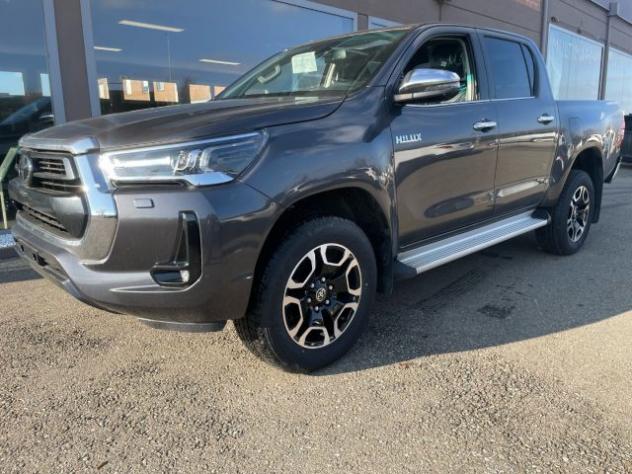 TOYOTA Hilux 2.4 D-4D A/T 4WD 4 porte Double Cab Executive rif. 23499950 - Foto 3