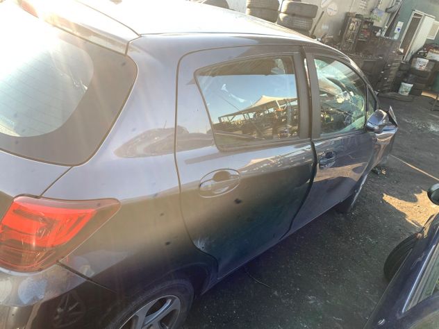 Ricambi usati Toyota Yaris 2016 benzina hybrid - Foto 6