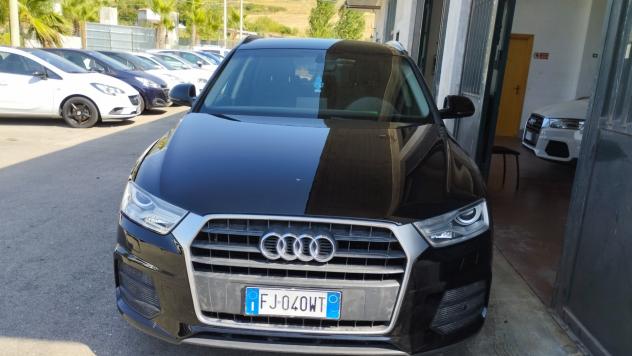 Audi Q3 2.0 TDI 120 CV Business