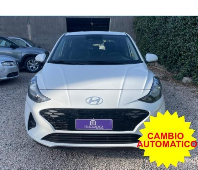 HYUNDAI i10 1.0 MPI AT Connectline cambio automatico rif. 21348462