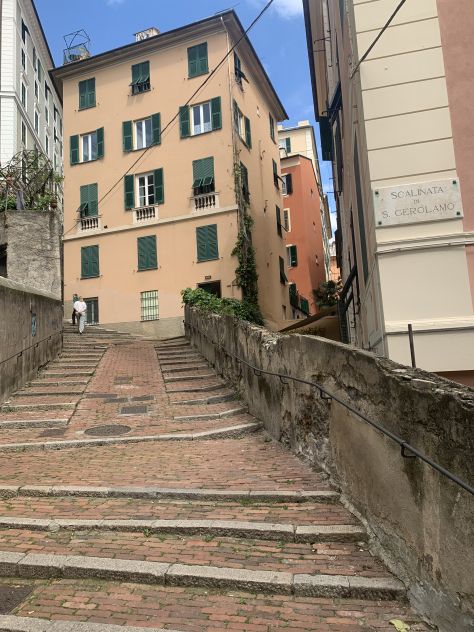 mansarda salita san Gerolamo-Genova