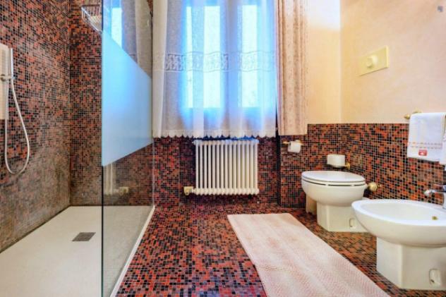 Villa di 605 m² con più di 5 locali e box auto doppio in vendita a Montorso Vicentino - Foto 12