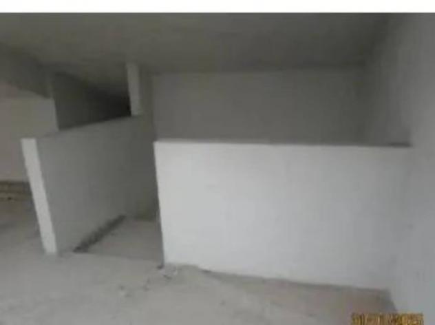 Immobile in asta di 197 m² con più di 5 locali e box auto in vendita a Porto Mantovano - Foto 4