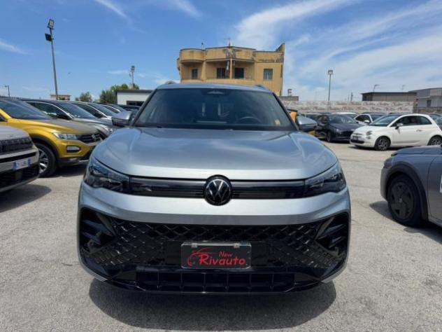 VOLKSWAGEN Tiguan 2.0 TDI 150 CV DSG R-Line rif. 23775432 - Foto 2