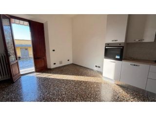 Viareggina in affitto a Casciavola - Cascina 165 mq  Rif: 1400853