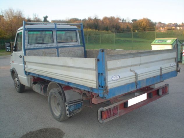 Iveco Daily II 35-8 Cassone Rib. Trilaterale - Foto 3
