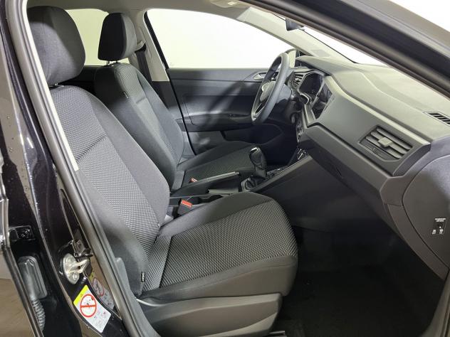 Volkswagen Polo Polo 1.0 Young 80cv - Foto 9