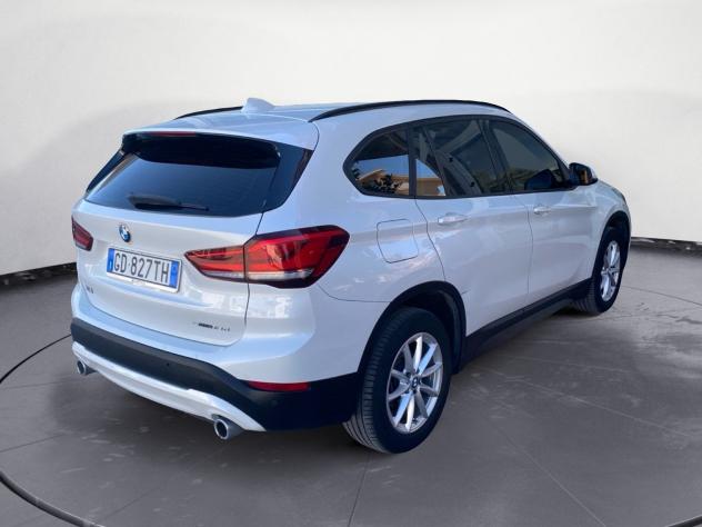 BMW X1 sDrive 18d Business Advantage - Foto 4