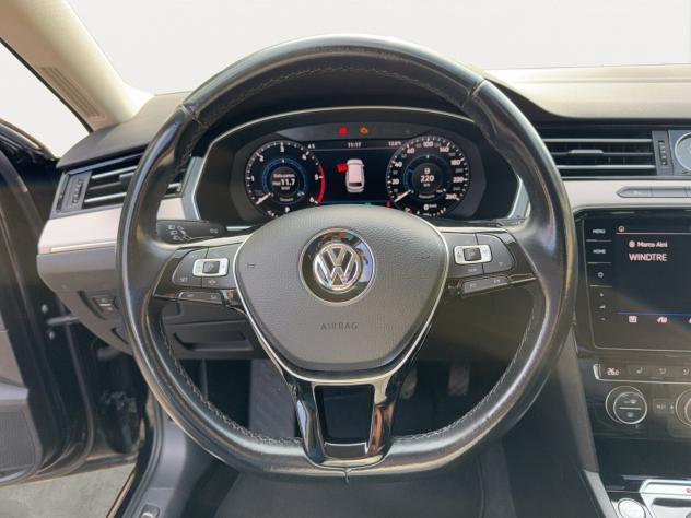 Volkswagen Passat Variant 2.0 TDI SCR 190 CV 4MOTION DSG Executive - 2018 - Foto 10