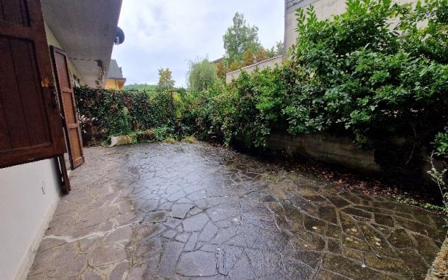 APPARTAMENTO PIANO TERRA CON AMPIO TERRAZZO