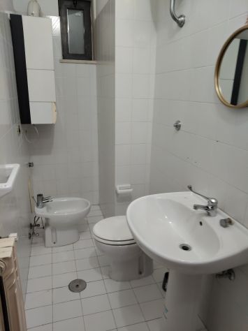 Si affitta spazio indipendente arredato e comprensivo di ogni Spesa e Tassa - Foto 2
