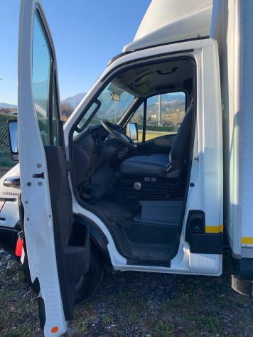Iveco Daily 35S17VP 3.0Hpt TDI PL-TA Furgone - Foto 7
