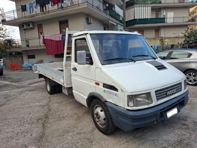 Iveco Daily 35.8 2.5 Diesel USO CARROATTREZZI - Foto 3