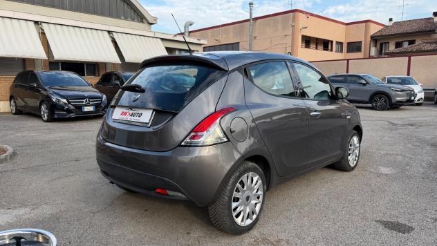 Lancia Ypsilon 1.2 69 CV 5 porte Platinum - Foto 5