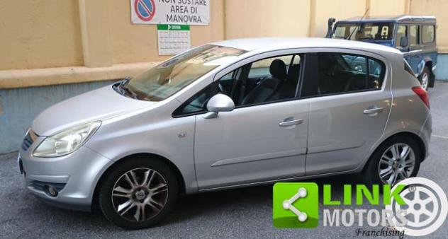 OPEL Corsa 1.0 12V 5 porte Club rif. 24179480 - Foto 8