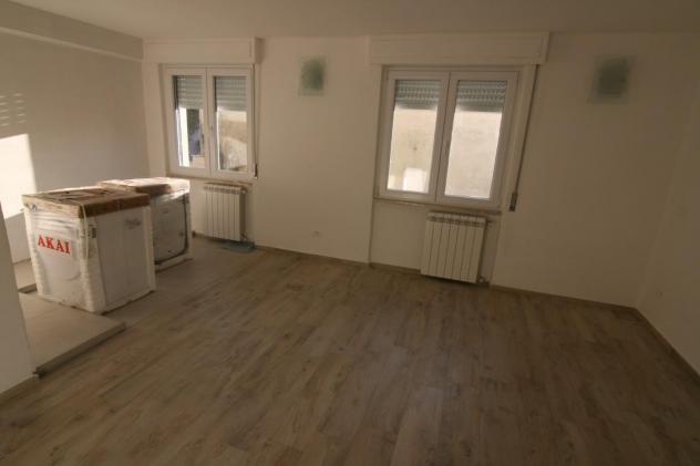 Appartamento in vendita a Marina di Carrara - Carrara 80 mq Rif: 1233338 - Foto 3