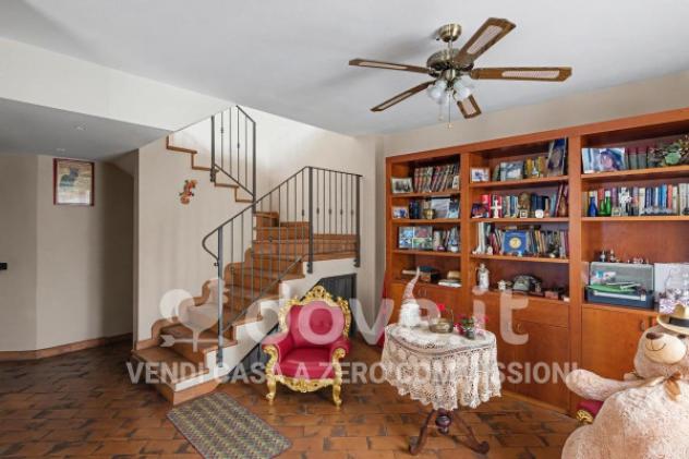Villa di 375 m² con più di 5 locali in vendita a Gavirate - Foto 6