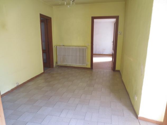 Verbania - ZONA UNCHIO VENDESI CASA INDIPENDENTE CON GIARDINO CONDOMINIALE - Foto 4