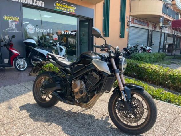 HONDA CB 650 R TUTTO INCLUSO ANCHE PASSAGGIO! MINI RATE rif. 23996009 - Foto 3