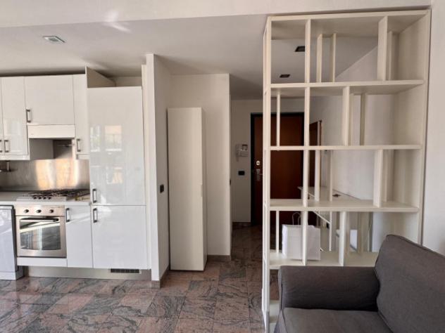 Appartamento di 55 m² con 2 locali e box auto in affitto a Milano - Foto 12