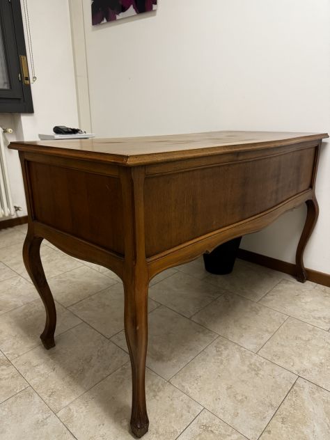 Elegante completo in stile classico – Mobile, scrivania e poltrona coordinati - Foto 3